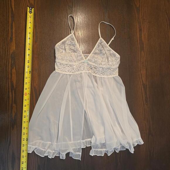 Betsey Johnson White Lace Chemise - Picture 6 of 8